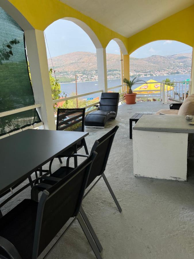 Apartment Vujcic Donji Okrug  Ngoại thất bức ảnh