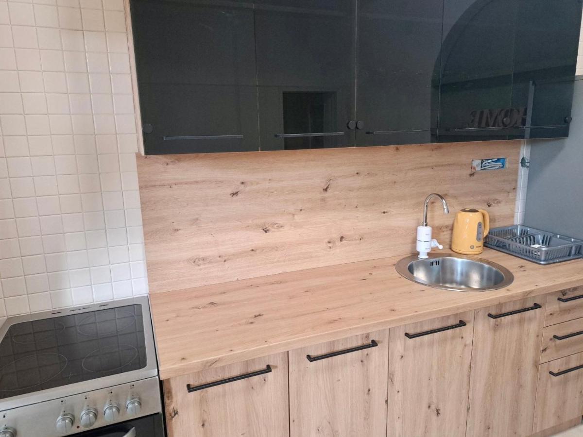 Apartment Vujcic Donji Okrug  Ngoại thất bức ảnh